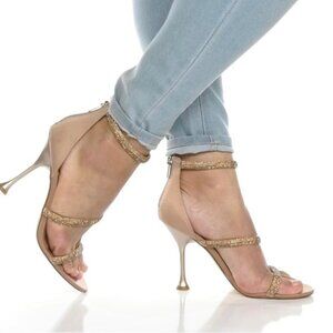 NWB Marc Fisher LTD Carita Medium Natural101 Textile Upper Heels Made in Brazil